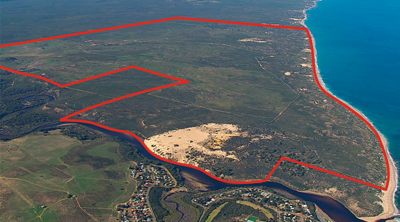 Plunketts to sell out of Moore River project
