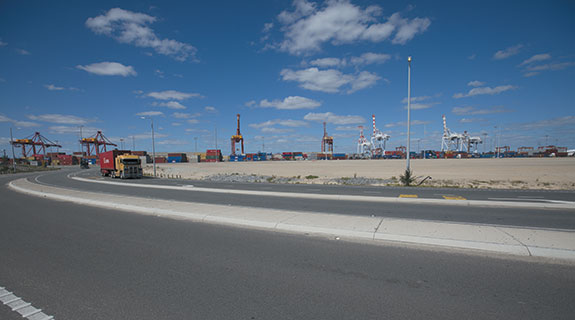 Logistics players load up at Freo