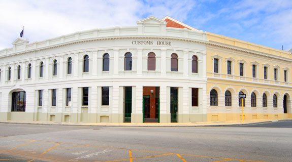Freo's Customs House sold to Anton Capital