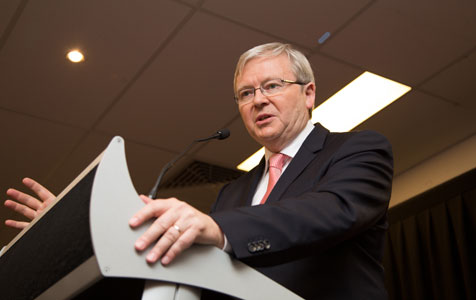Rudd pitches to unions in Perth visit