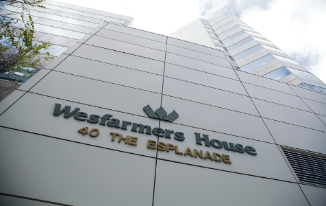 Banks split on Wesfarmers
