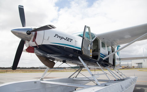 Swan River seaplane trial wins approval