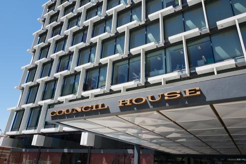 Nahan calls for Perth council suspension