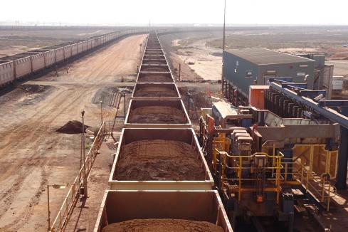 Iron ore price collapses on trade tensions, Vale revival