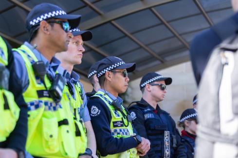 $314m for 800 new police