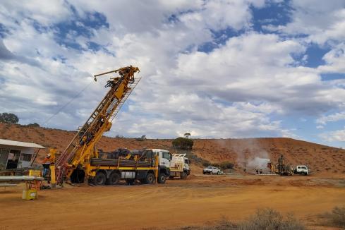 Kingwest drilling extends Menzies gold mineralisation