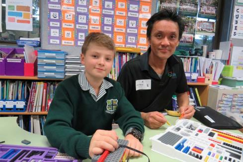  Scientists-in-Residence Inspire Students at Wesley College