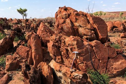 Pilbara pegmatites yield lithium results for Tambourah