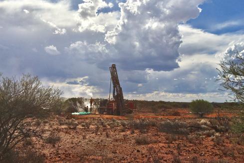 Drill campaign lights up two Mid West gold targets for Surefire