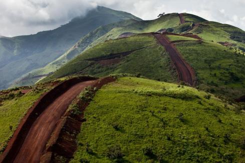 Rio moves on Simandou rail works