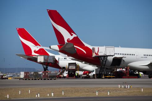 Qantas axes new WA interstate tourist route