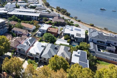 Building approvals fall in WA