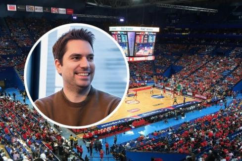 Arena to buy Wildcats for $40m