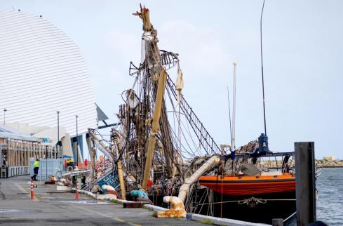 Forrest-backed Leeuwin crushed at Freo Port