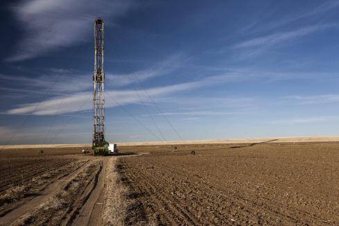 L'Estrange moves forward on fracking 