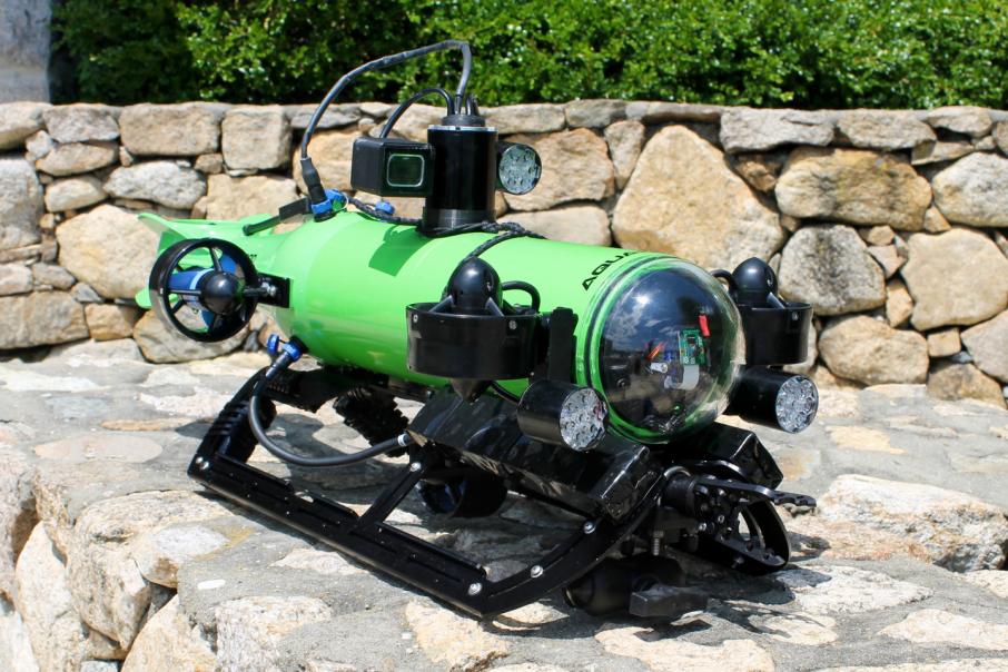 Aquabotix secures US distributor for underwater drones 