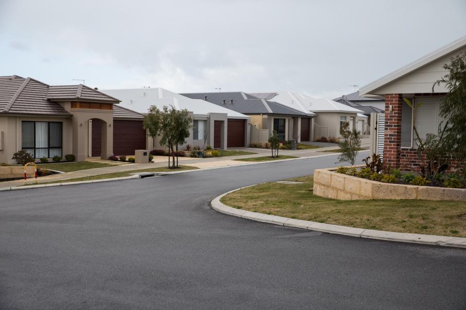 Perth house prices fall again