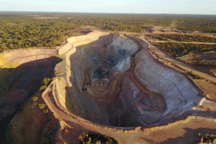 Gold companies make progress on WA mines