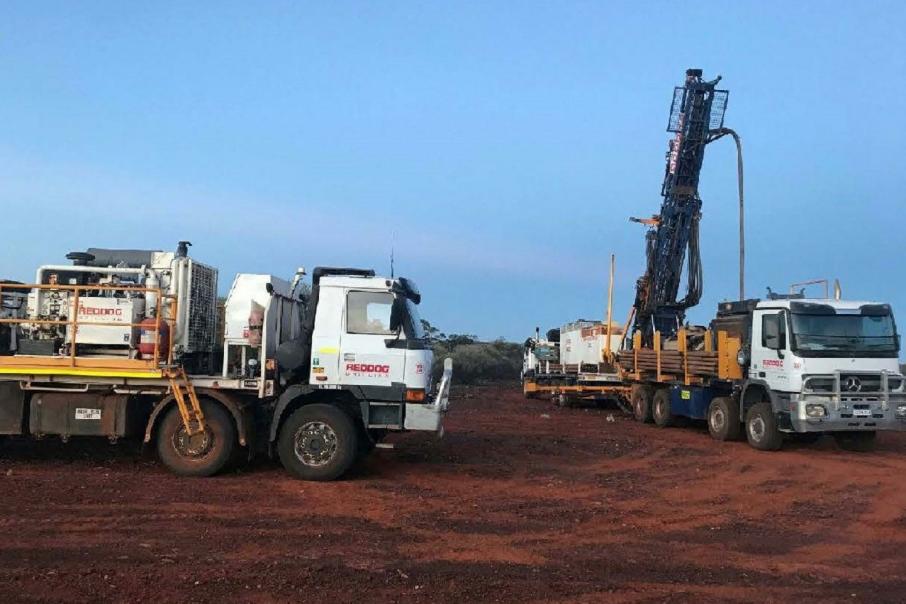 Terrain stokes up WA Smokebush gold drilling 