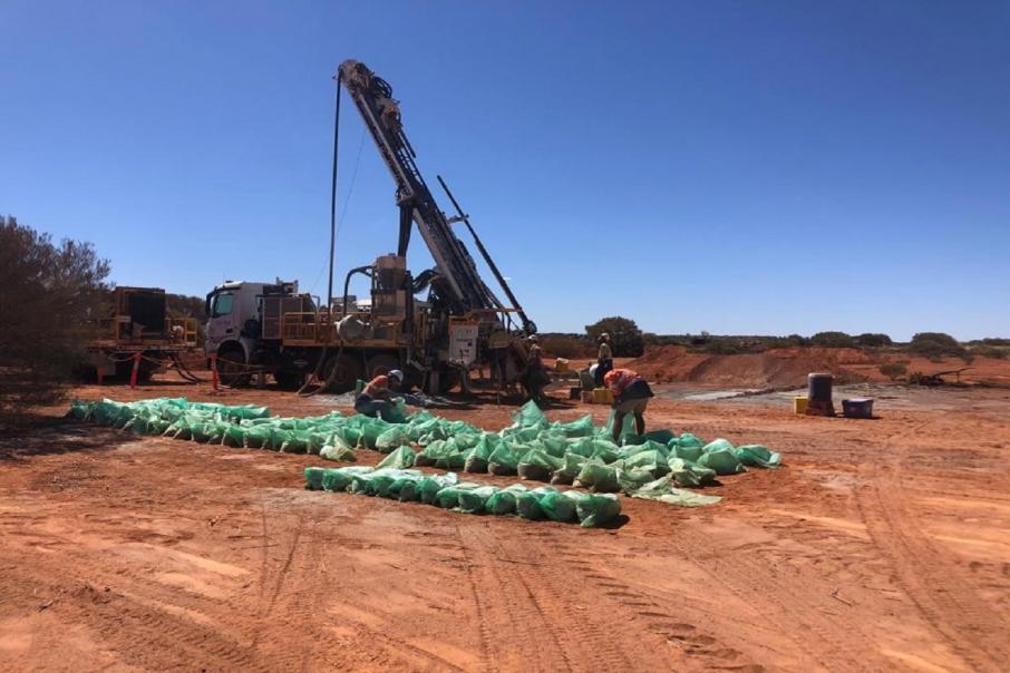 Latitude nails bonanza-grade gold in Murchison