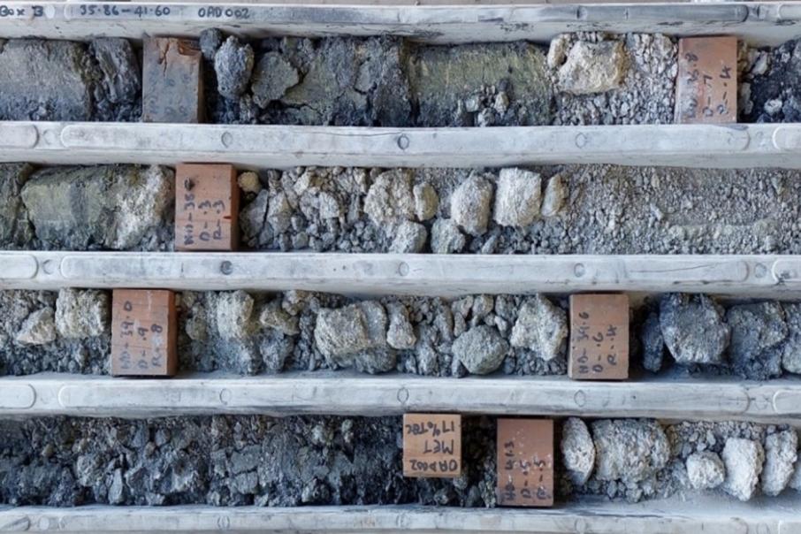 Oar lines up drilling campaign for SA graphite play
