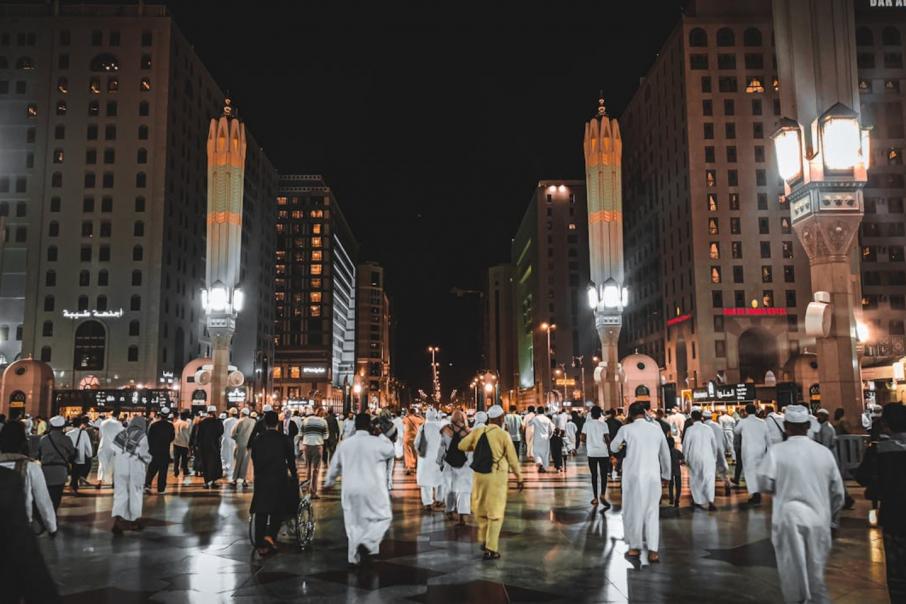 Bright lights of Saudi Arabia attract Surefire attention