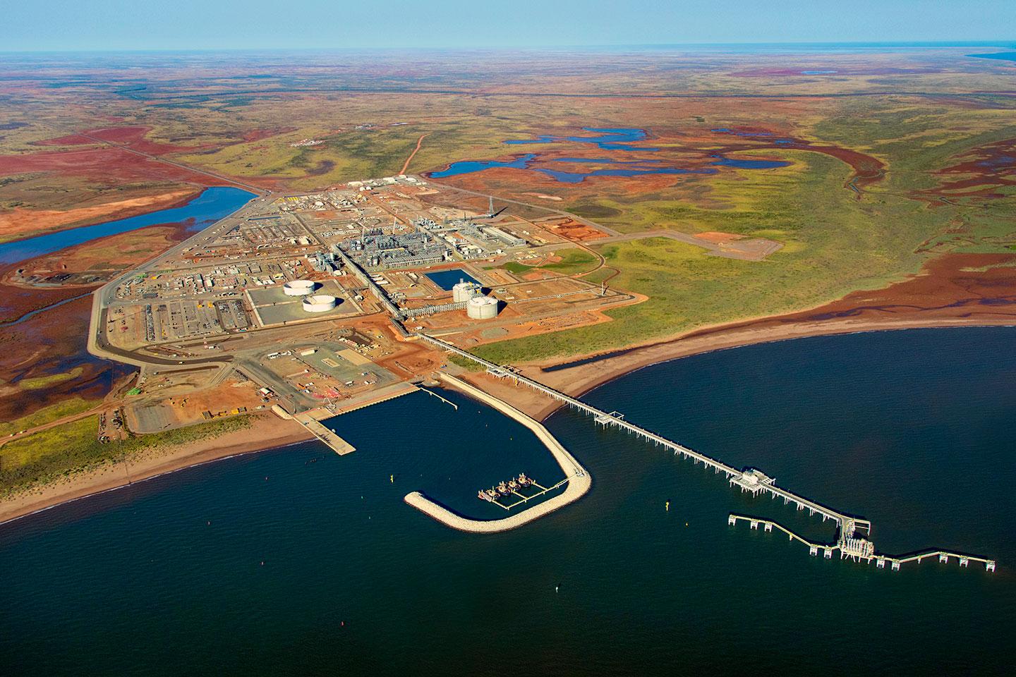 Wheatstone begins producing LNG